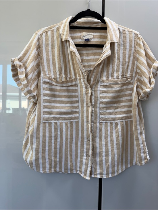 Universal Thread Tops - Universal Thread Beige and White Striped Casual Shirt